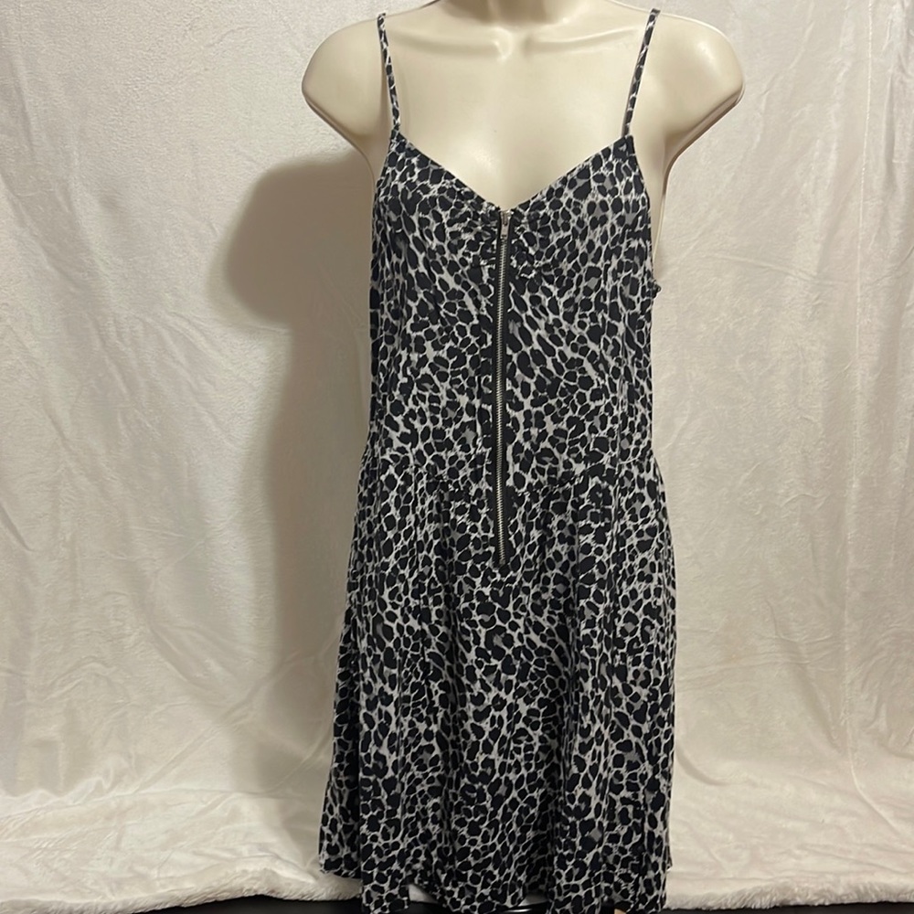 ⭐️Divided H&M Leopard Mini Dress